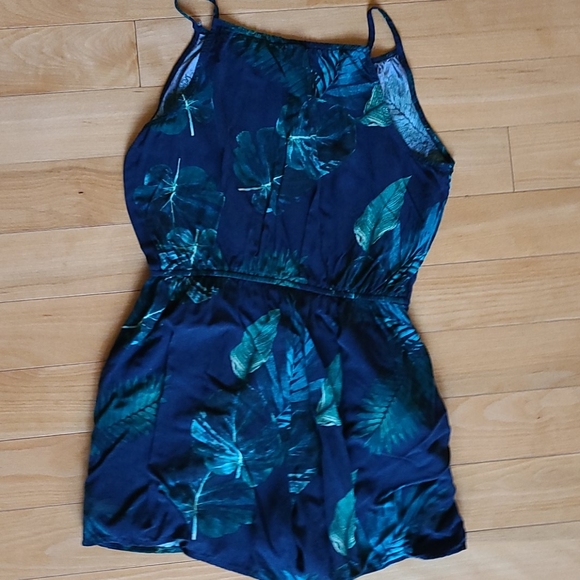 Old Navy Jumper - Picture 2 of 2